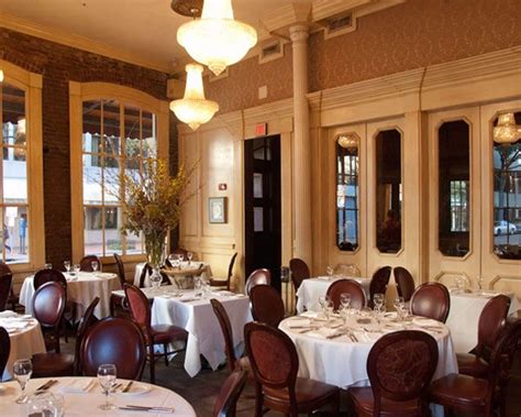 17 August New Orleans Restaurant Mustsee Guide: Essential Foodie Adventures