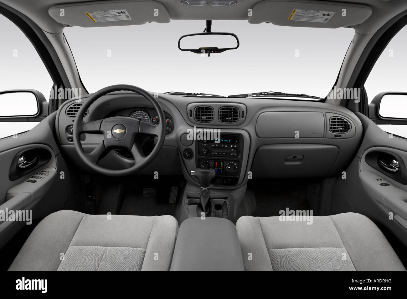 2007 Chevrolet Trailblazer Ls In Silver Dashboard Center Console