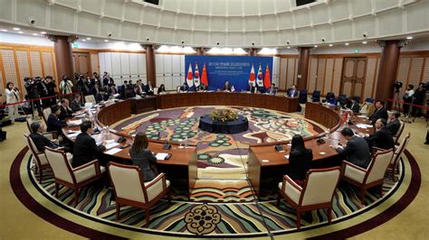 China Japan And South Korea Agree To Trilateral Summit To Ease