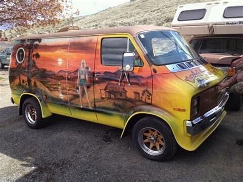 Design 6 Tips To Customize Your Ultimate Chevrolet Van