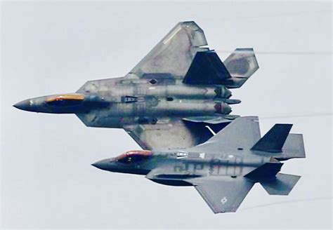 F22 Vs F35 U L Chi N U C H Ng N Ng H Ng U Nh N V O Y T M