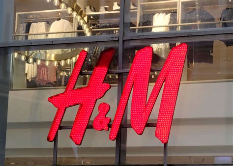 H & M Careers