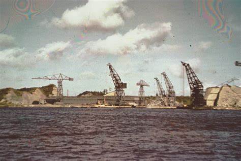 Harbor Or Drydock Cranes Yokosuka Naval Base Japan Vin Flickr