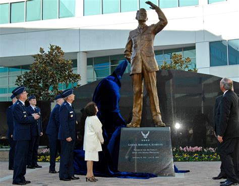 Los Angeles Air Force Base Dedicates Schriever Statue Amp Gt Los Angeles Air Force Base Amp Gt Article Display