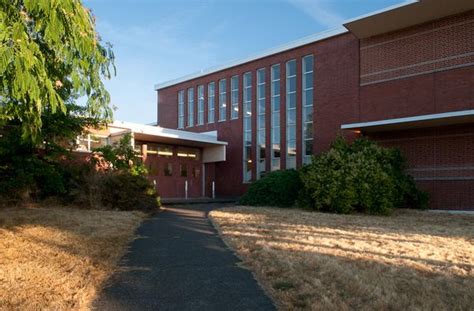 Matthew Ginn S Portland Public Schools Photo Tour Madison And Lincoln