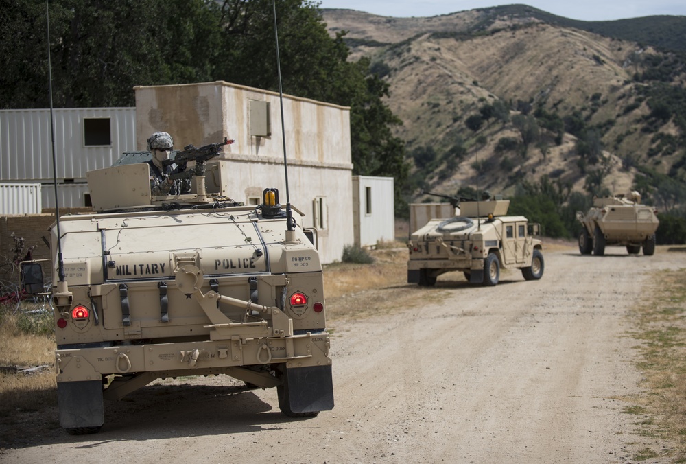 Military Police Conduct Cordon And Search