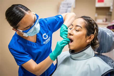 Registered Dental Assistant What They Do How To Become One