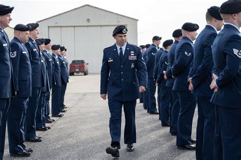 The Air Force Is Working On A New Dress Blues Uniform And It S Going