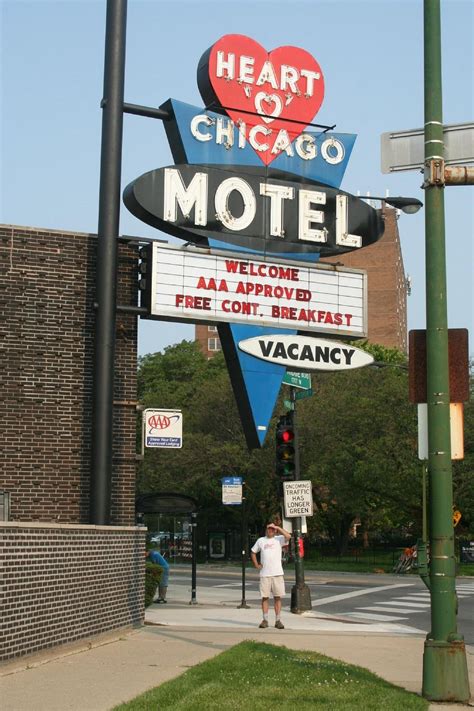 The Ultimate Guide To The Heart Of Chicago Motel: A Mustsee Experience